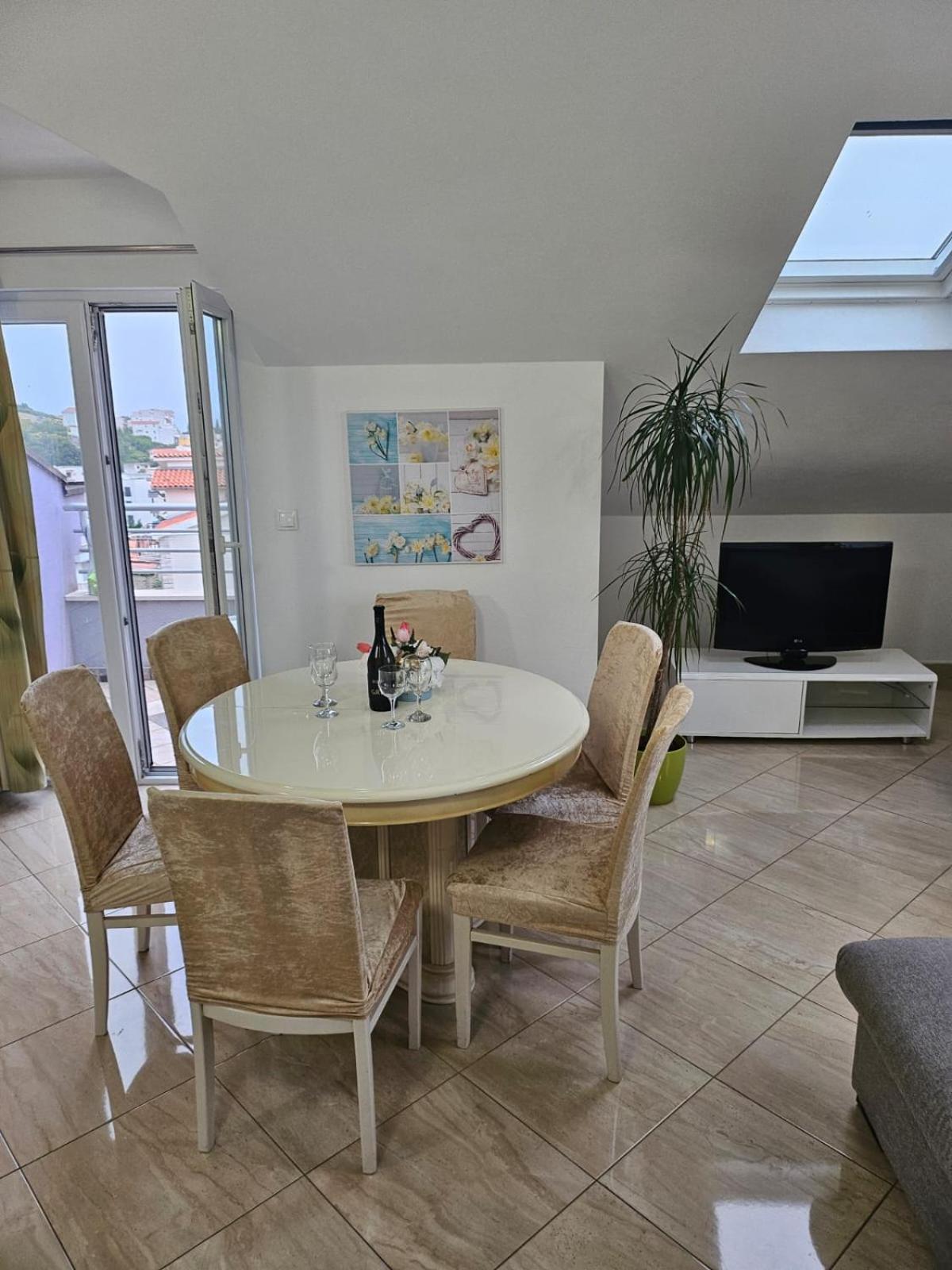 Apartments Andrijanic Baska Voda Exterior photo